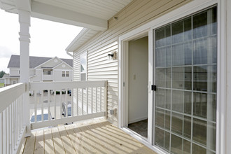 Parkland Cove Apartments in Champaign, IL - Foto de edificio - Interior Photo