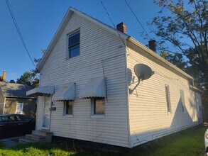 4501 Hyde Ave in Cleveland, OH - Building Photo - Building Photo