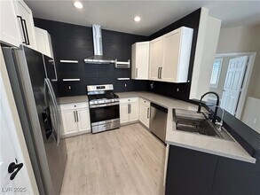 23 Indian Run Way in Las Vegas, NV - Building Photo - Building Photo
