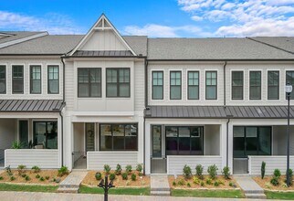 726 Stickley Oak Way in Woodstock, GA - Building Photo - Building Photo