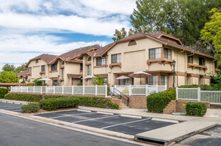 3151 Cochise Way Apartments