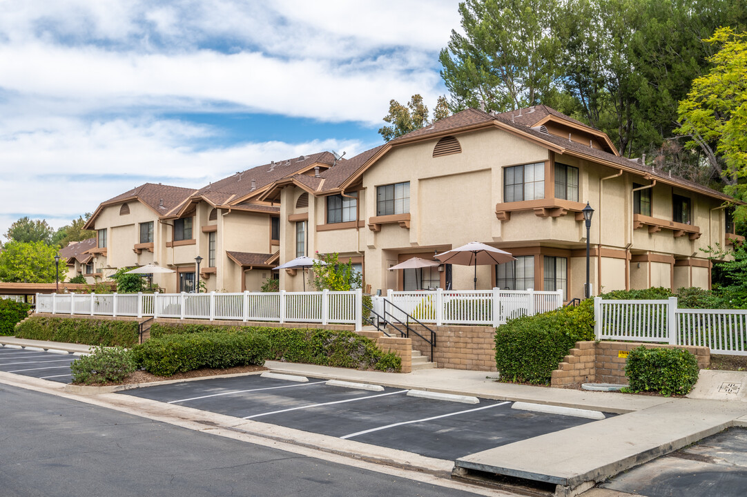 3151 Cochise Way in Fullerton, CA - Building Photo