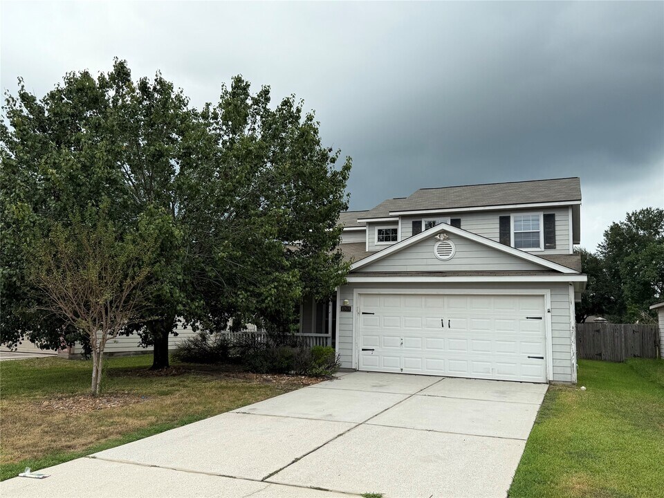 4918 Comal River Loop in Spring, TX - Building Photo