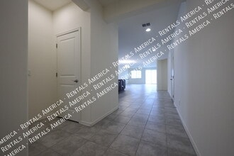 1142 E Westwood Dr in Casa Grande, AZ - Foto de edificio - Building Photo