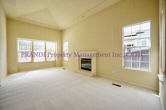 54 Aaron Dr in Novato, CA - Building Photo - Building Photo