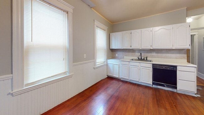 8 Olmstead St in Boston, MA - Building Photo - Building Photo