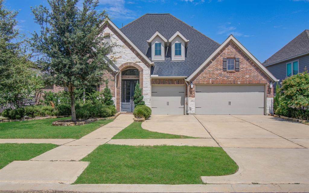 28518 Jade Springs Ln in Fulshear, TX - Building Photo