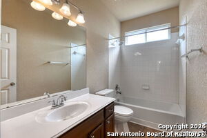 24211 Mountain Blue in San Antonio, TX - Building Photo - Building Photo
