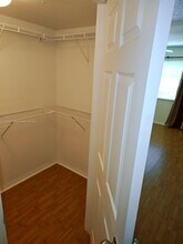 2586 Centergate Dr, Unit 307 in Miramar, FL - Building Photo - Building Photo