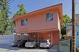 2320 H St in Sacramento, CA - Foto de edificio - Building Photo