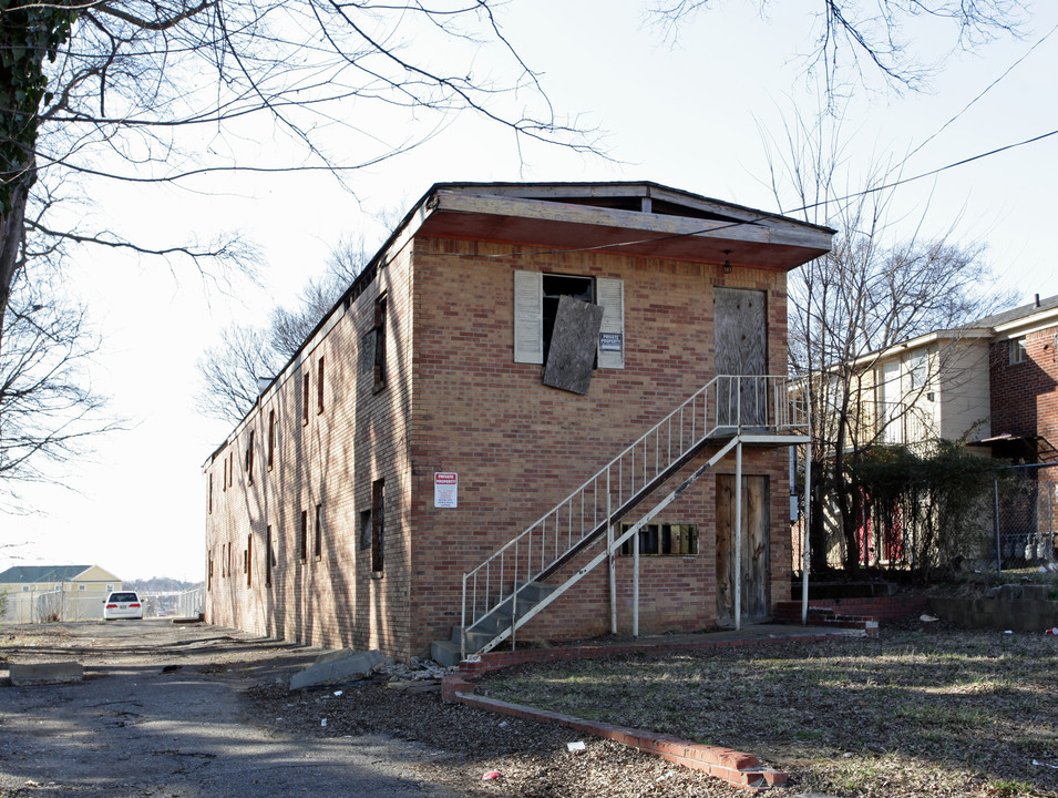 379 Orleans St in Memphis, TN - Building Photo