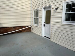 11045 Hunter Trail Ln in Charlotte, NC - Building Photo - Building Photo