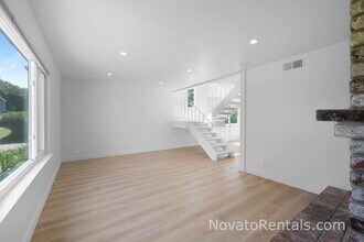 532 Loleta Ln in Novato, CA - Building Photo - Building Photo
