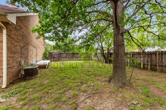 1837 S Stacey St in Wichita, KS - Building Photo - Building Photo