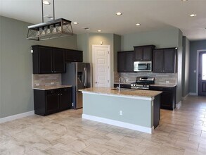 5830 Corsica Loop in Round Rock, TX - Foto de edificio - Building Photo