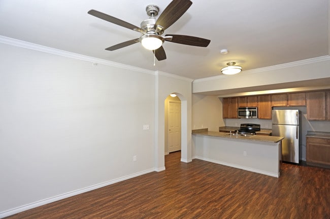 Westwood Villa Apartments in Midland, TX