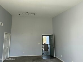 105 Mt Ln in Manasquan, NJ - Building Photo - Building Photo