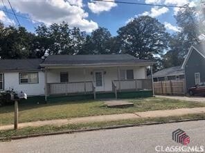 property at 1257 W Hancock Ave