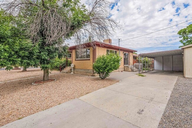 property at 2202 Orchard Ave