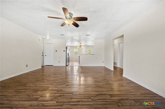 4307 Stallion Dr in Killeen, TX - Foto de edificio - Building Photo
