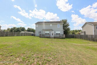215 Bonanza Dr in Richlands, NC - Building Photo - Building Photo
