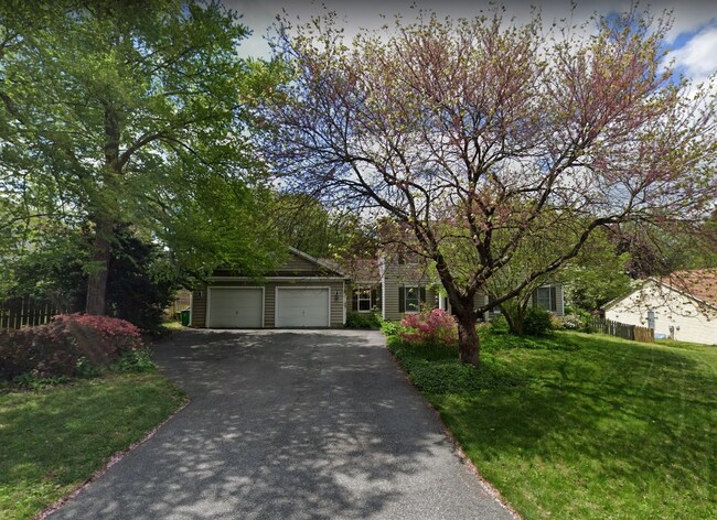 10025 Century Dr in Ellicott City, MD - Foto de edificio - Building Photo