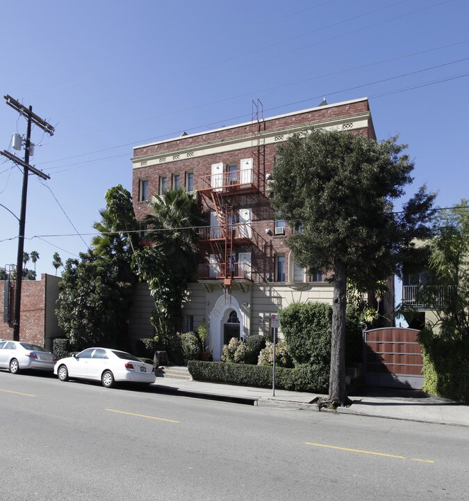 Bronson Towers in Los Angeles, CA - Building Photo