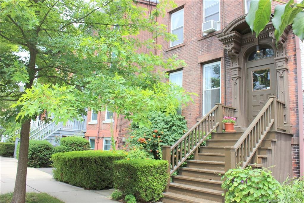 151 Bradley St in New Haven, CT - Building Photo