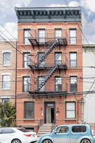 306 2nd St Apartamentos