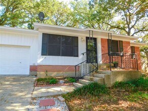 2119 Mercedes Rd in Denton, TX - Building Photo - Building Photo