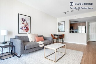 450 Massachusetts Ave NW-Unit -FL6-ID251 in Washington, DC - Foto de edificio - Building Photo