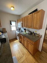11 Dickson St, Unit #2 in Somerville, MA - Building Photo - Building Photo