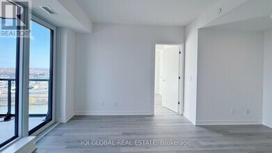 3071 Trafalgar Rd in Oakville, ON - Building Photo - Building Photo