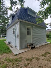 129 4th Ave N in Crookston, MN - Foto de edificio - Building Photo