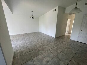 14652 Forest Grove Ave in Baton Rouge, LA - Building Photo - Building Photo
