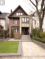 36 Binscarth Rd in Toronto, ON - Building Photo