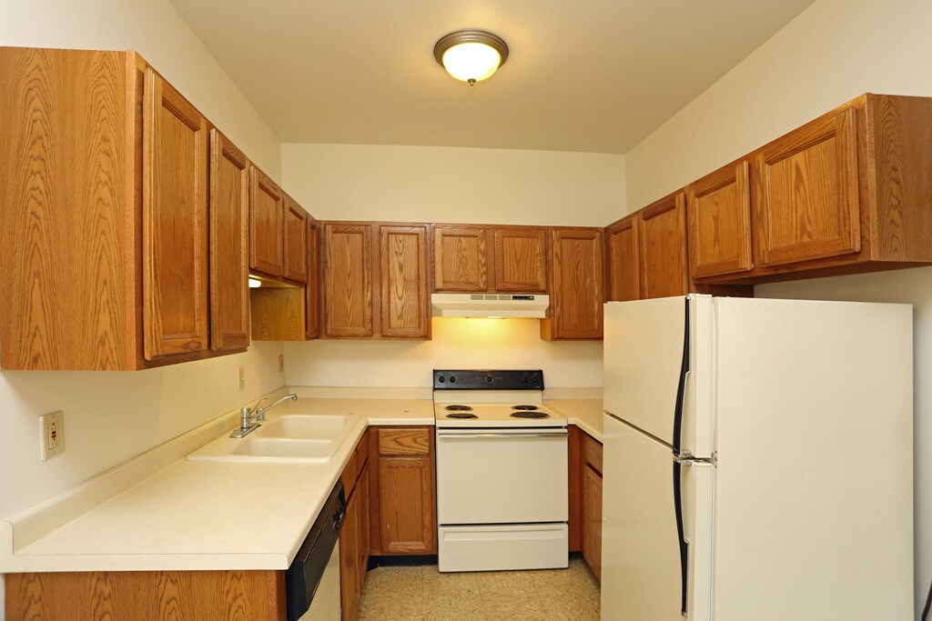 The Astor Hotel Apartments in Milwaukee, WI