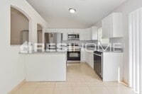 2733 Bentley Ct photo'