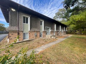 2860 S 9th St in Kalamazoo, MI - Building Photo