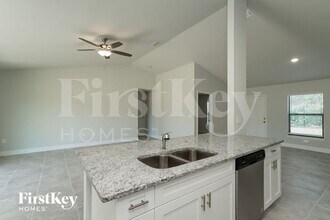 817 Acton Ave in Lehigh Acres, FL - Building Photo - Building Photo