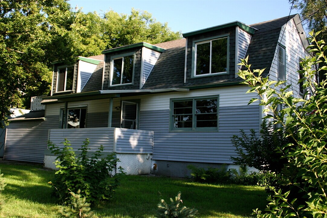 213 Mound Ave in Mankato, MN - Building Photo