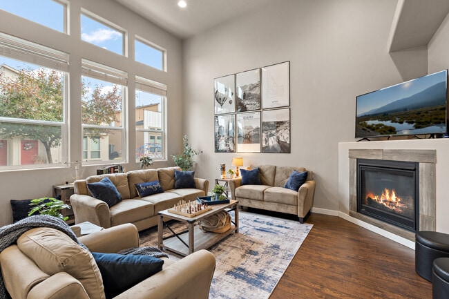 property at 2900 N Villere Ln