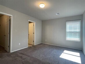 5305 Mac Rd in Tuttle, OK - Building Photo - Building Photo