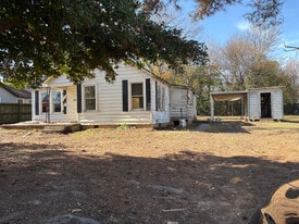 703 Texas St in Longview, TX - Building Photo