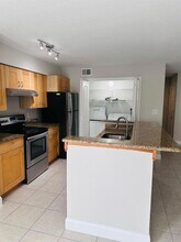 777 Riverside Dr in Coral Springs, FL - Building Photo - Building Photo