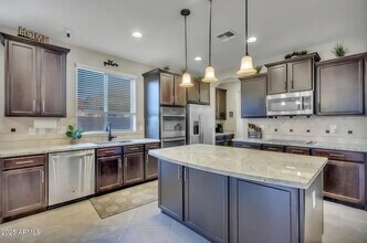 7538 W Redbird Rd in Peoria, AZ - Building Photo - Building Photo