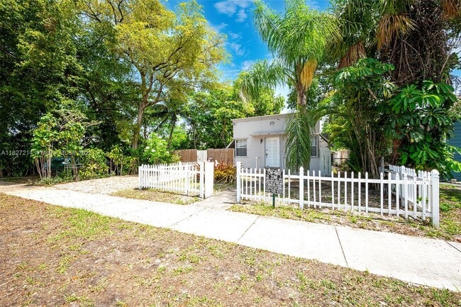 property at 1922 McKinley St