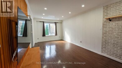 1816 Woodgate Ct in Oshawa, ON - Building Photo - Building Photo