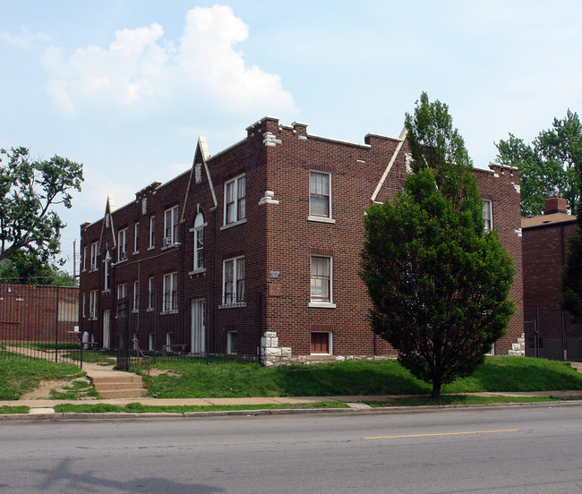 5012-5014 Virginia Ave in St. Louis, MO - Building Photo - Building Photo