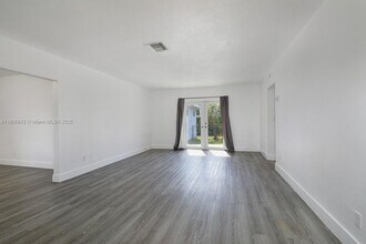900 Benevento Ave in Coral Gables, FL - Building Photo - Building Photo